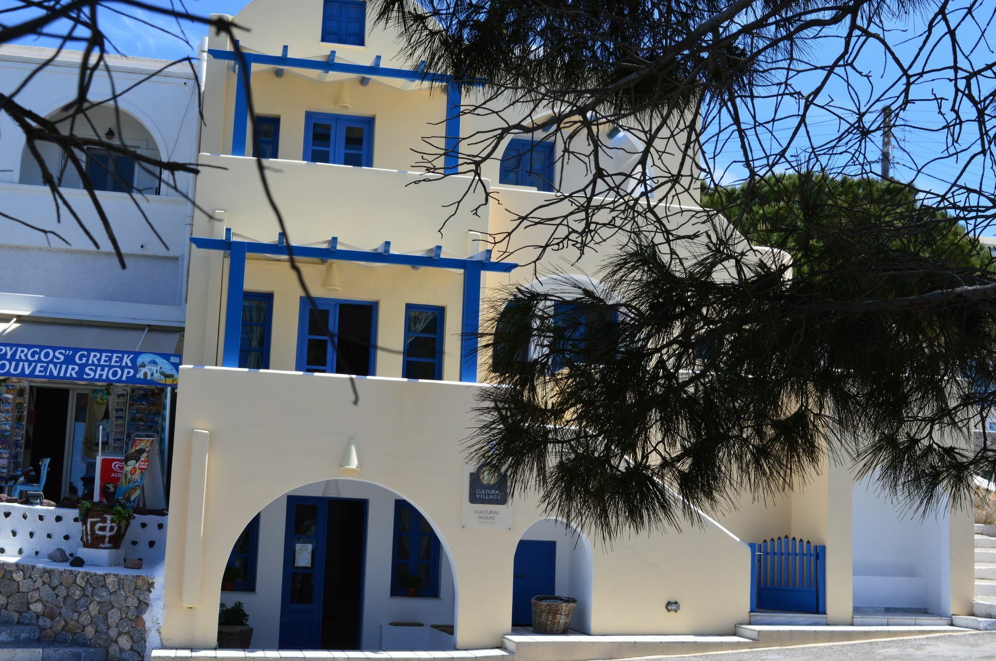 Cultural House Апарт-отель